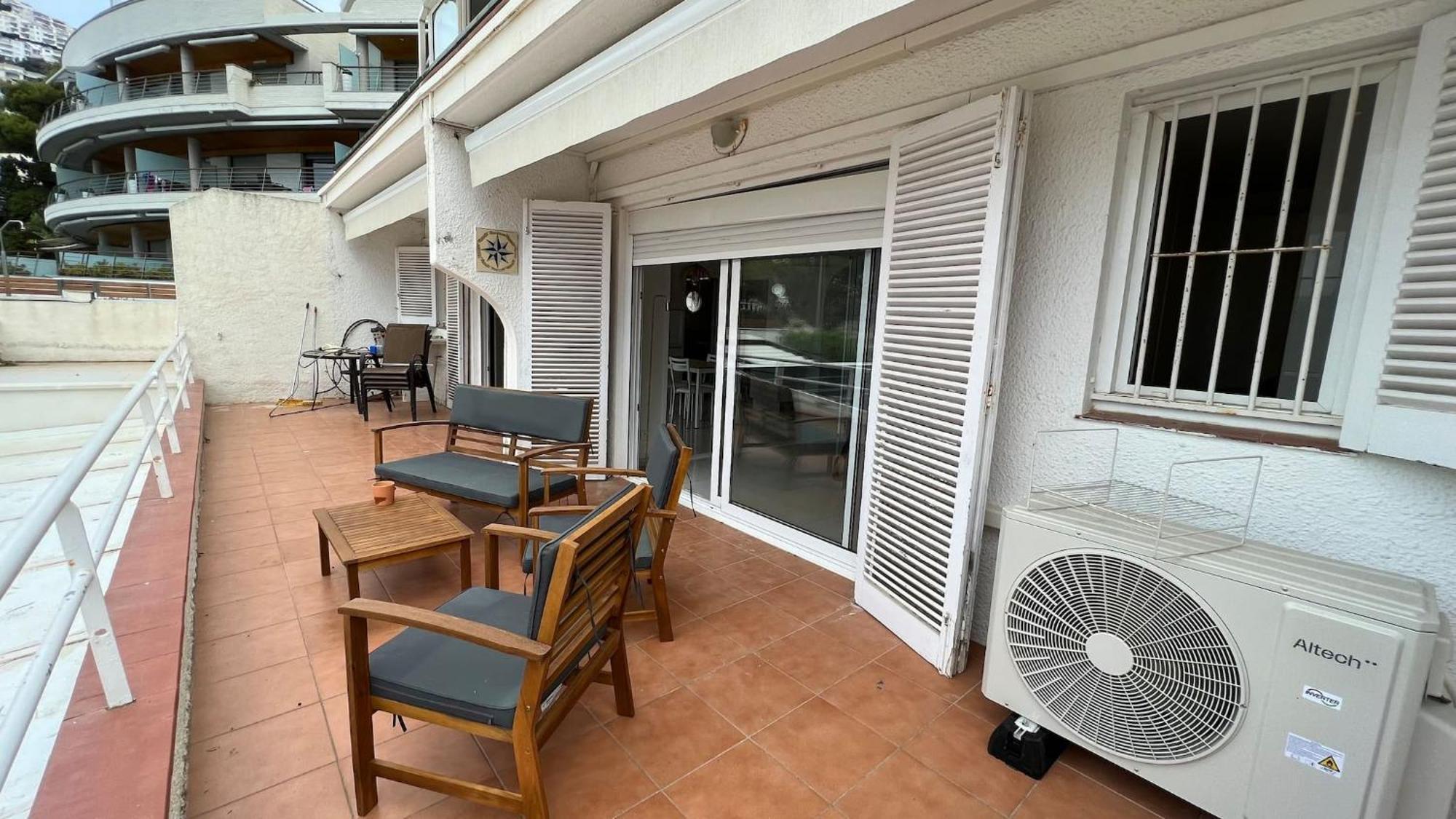 Precioso Apartamento Moderno En Primera Linea Del Mar Av-11 Roses Exterior photo