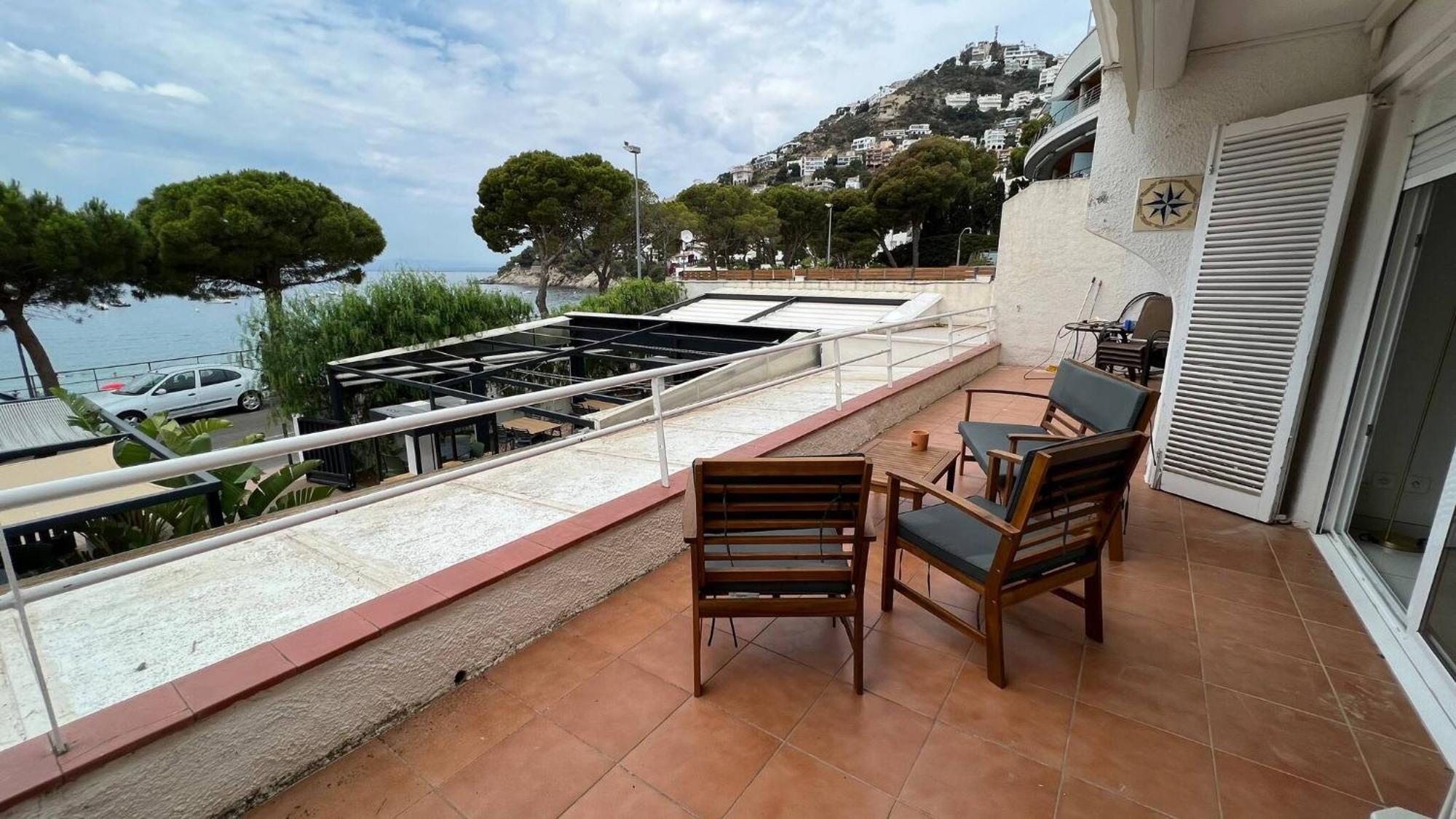 Precioso Apartamento Moderno En Primera Linea Del Mar Av-11 Roses Exterior photo